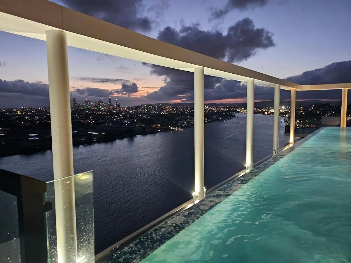 Apartment Riverfront Luxe 2Bed Pool Parking Brisbane