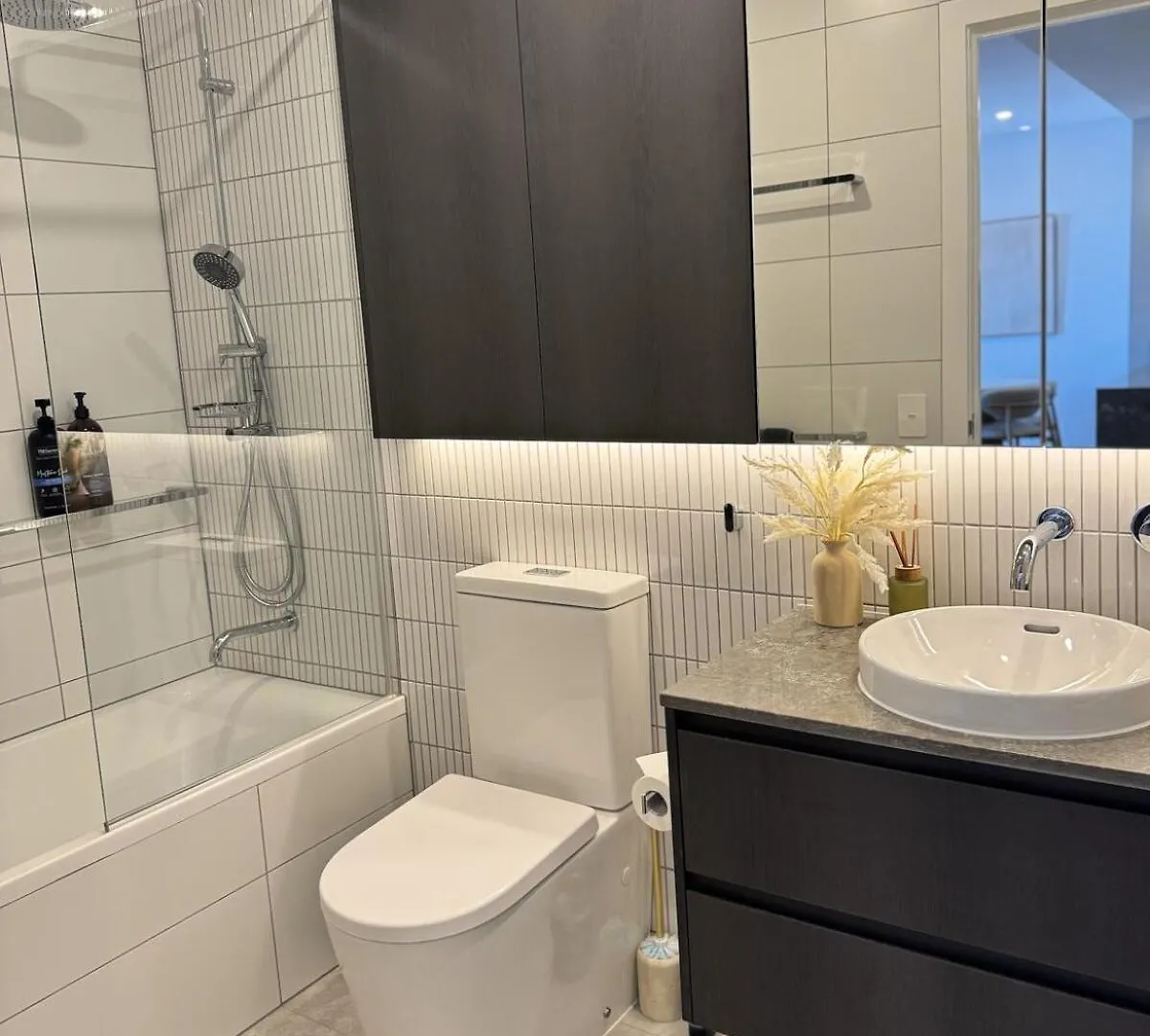 Apartment Riverfront Luxe 2Bed Pool Parking Brisbane
